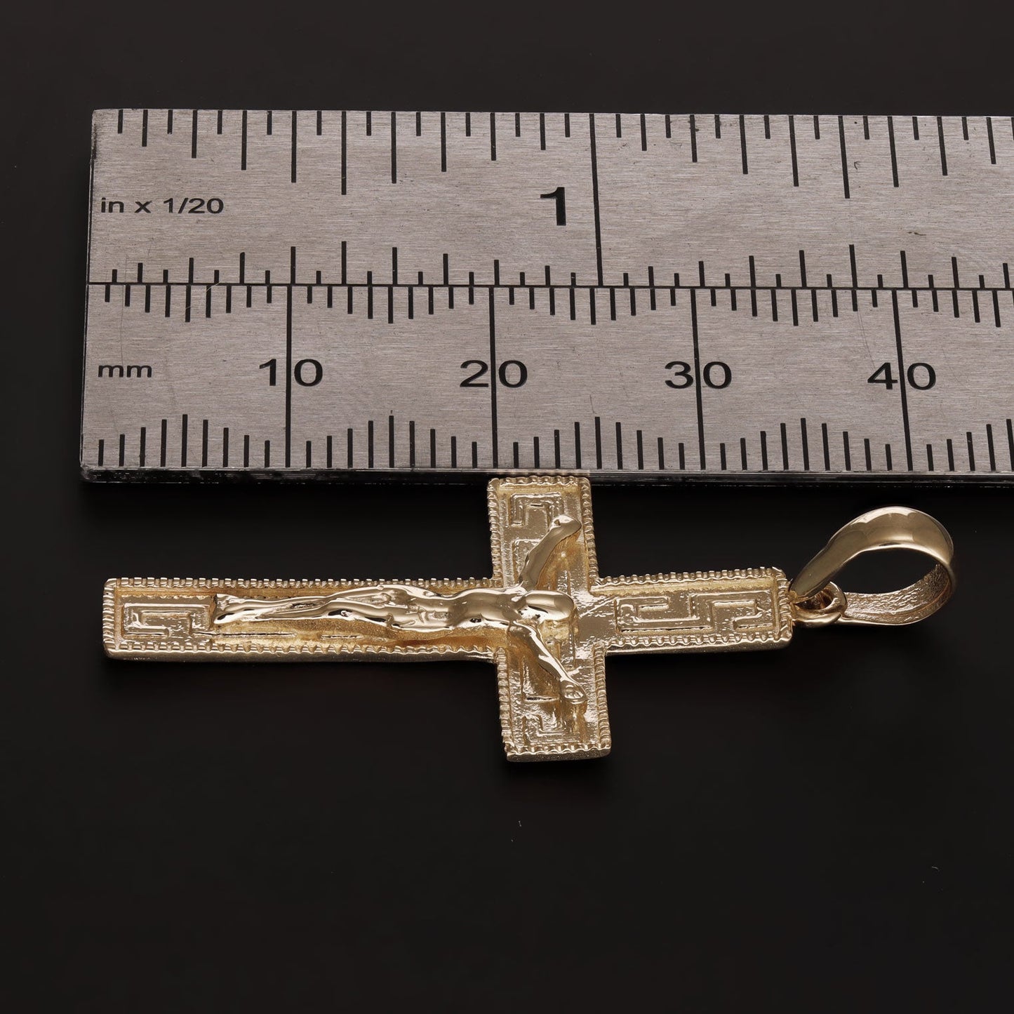 14ct Gold Ornamental Patterned Crucifix Cross Pendant - 41mm - FJewellery