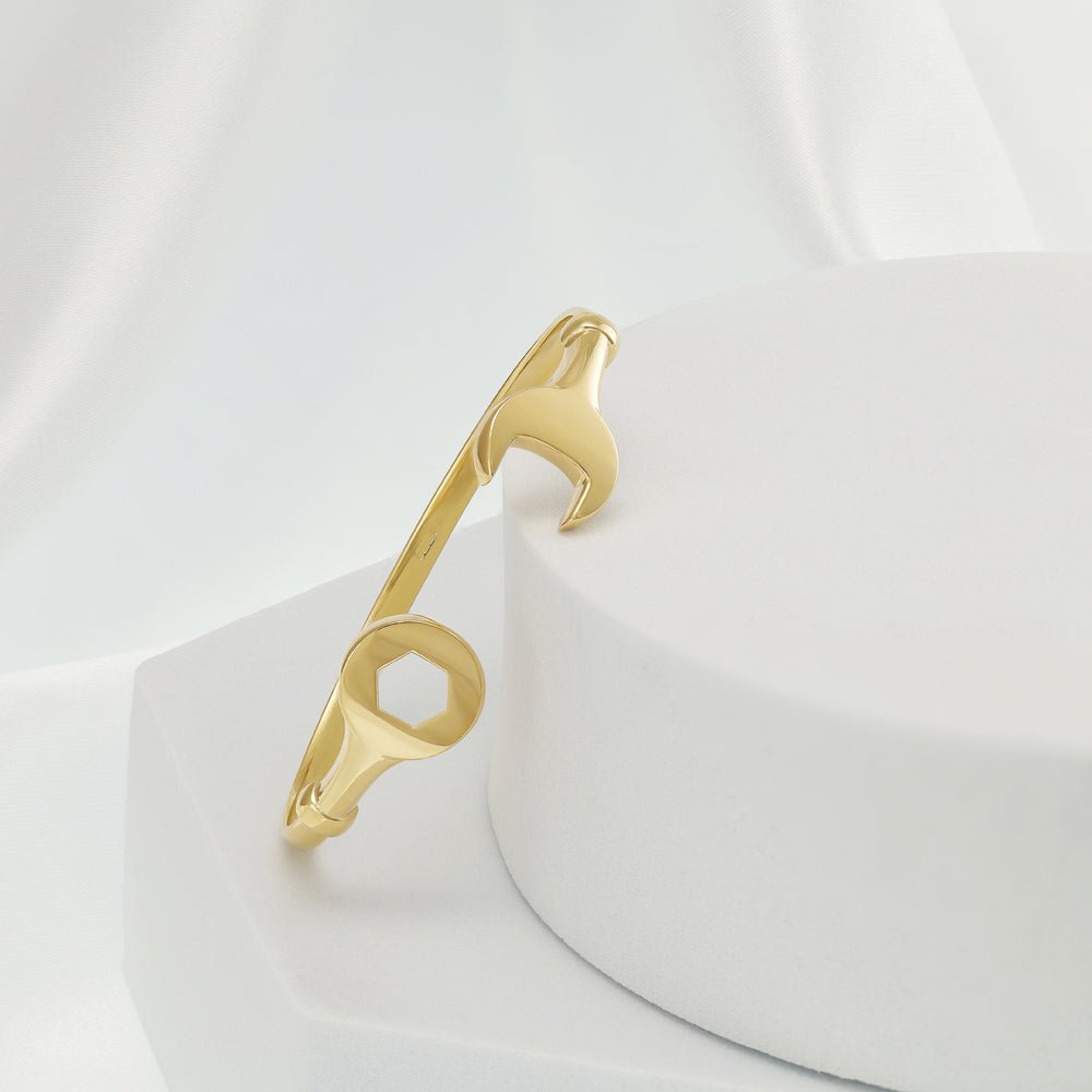 9ct Yellow Gold Light Weight Baby Spanner Bangle - FJewellery